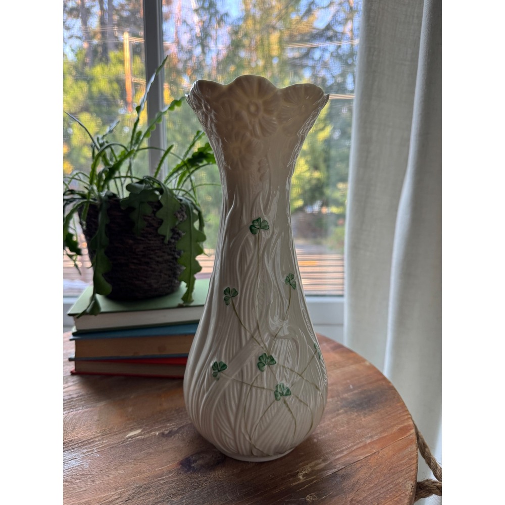 Belleek Ireland Daisy Tall Vase 1932 Shamrock Parian China Scalloped Rim 10.5in
